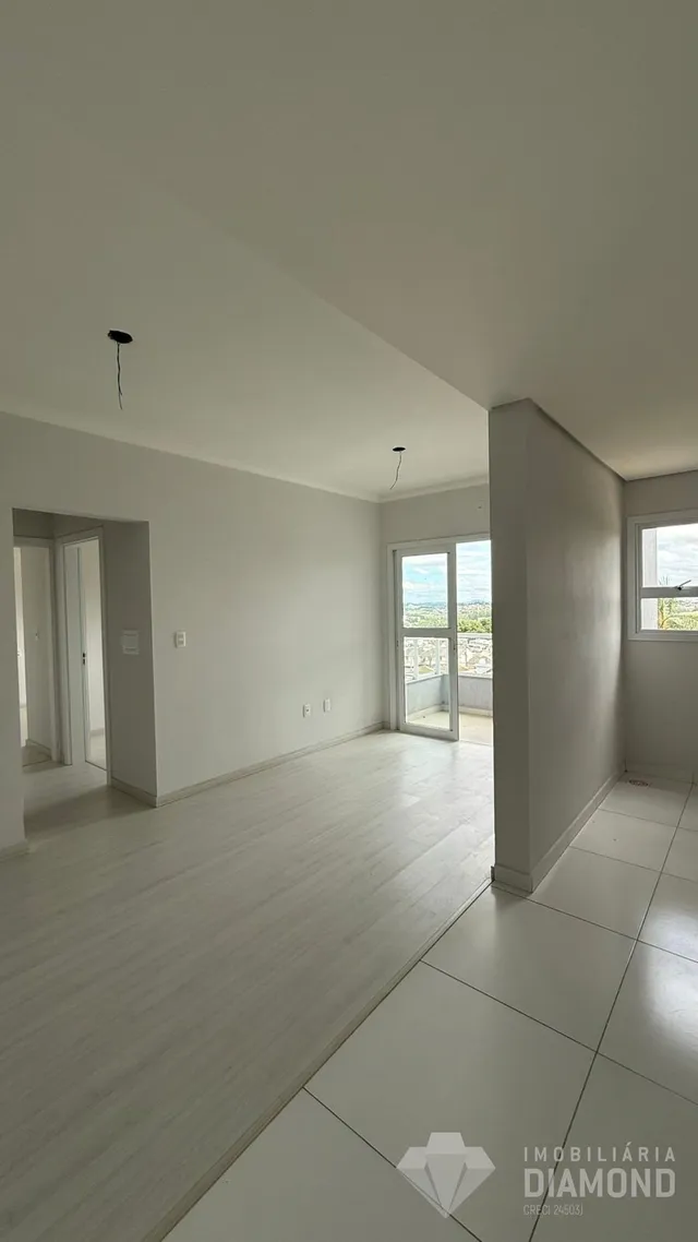Apartamento com 2 dormitórios
