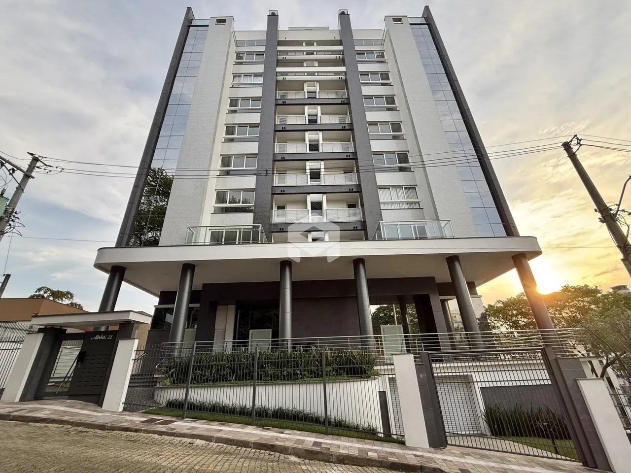 Fachada de um prédio residencial em Lajeado, Brasil.