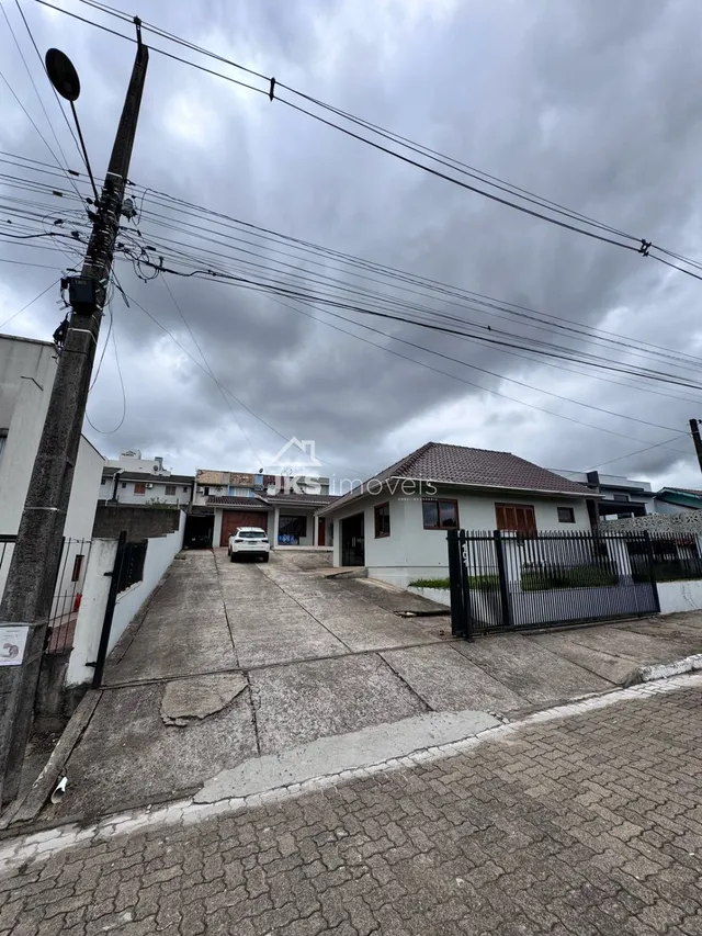 Casa com 3 dormitórios