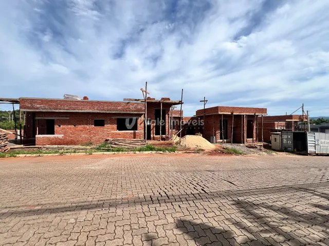 Casa geminada com 2 dormitórios, foto 2