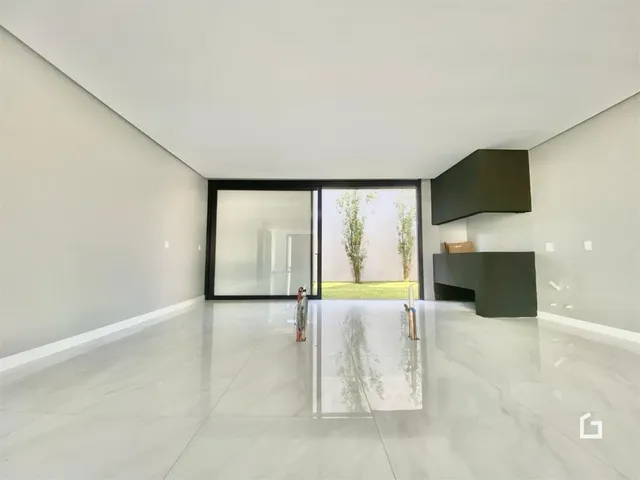 Casa com 4 dormitórios, foto 2