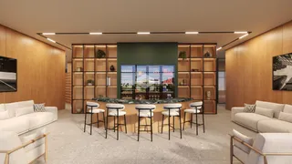 Sala de estar com revestimento de madeira e estantes integradas.