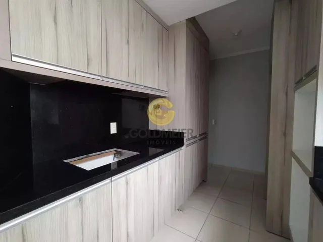 Apartamento com 2 dormitórios