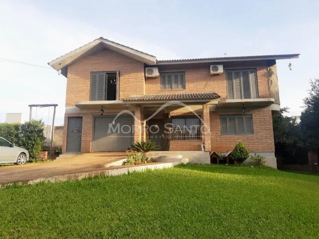 Casa com 5 dormitórios