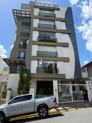 Fachada de um prédio residencial em Lajeado, Brasil.