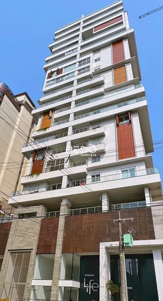 Fachada de um prédio residencial em Lajeado, Brasil.
