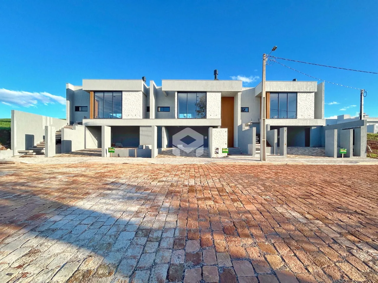 Casa geminada com 3 dormitórios, foto 1