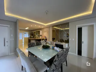 Apartamento com 4 dormitórios, foto 1