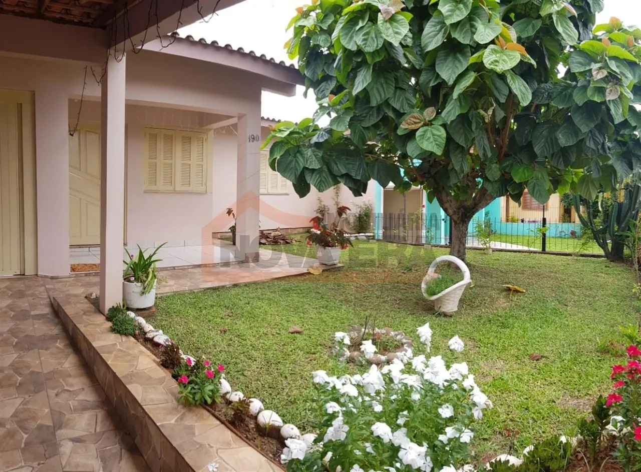 Casa com 3 dormitórios, foto 1