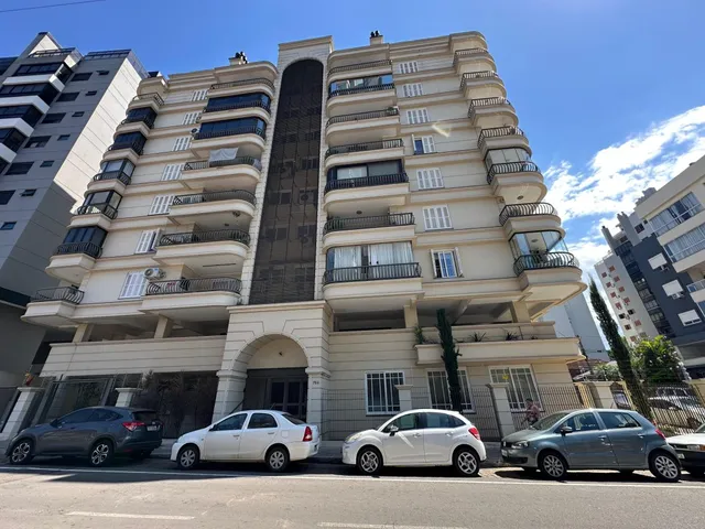 Apartamento com 4 dormitórios