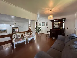 Casa com 3 dormitórios, foto 1