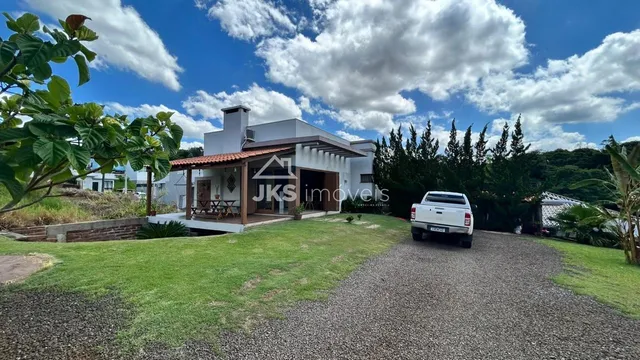 Casa com 1 dormitório