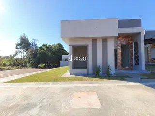 Fachada moderna de uma residência em Lajeado, Brasil.