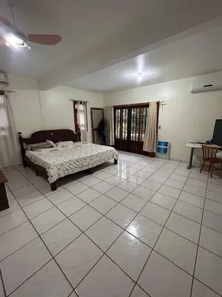 Casa com 4 dormitórios, foto 3