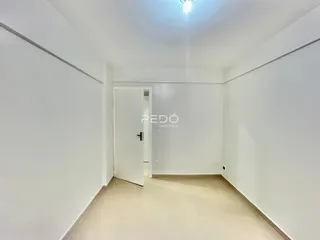 Corredor interno de uma residência em Lajeado, Brasil.