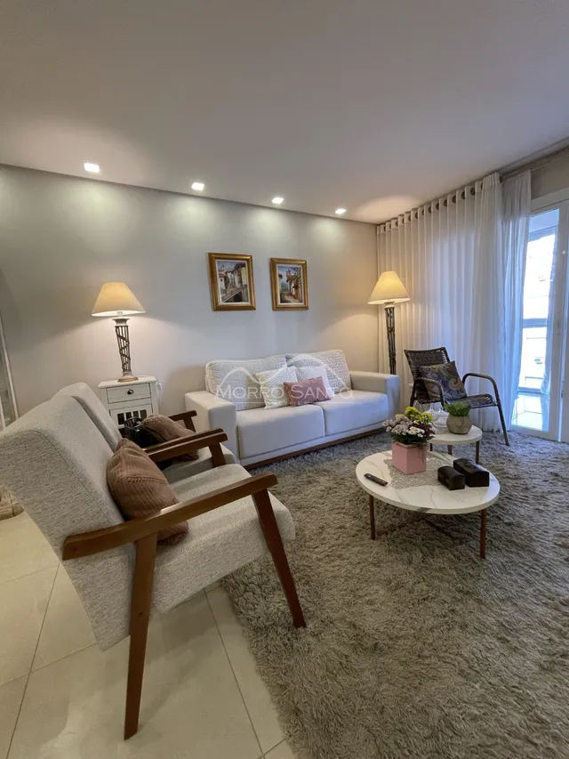 Apartamento com 2 dormitórios