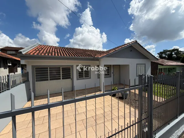 Casa com 2 dormitórios