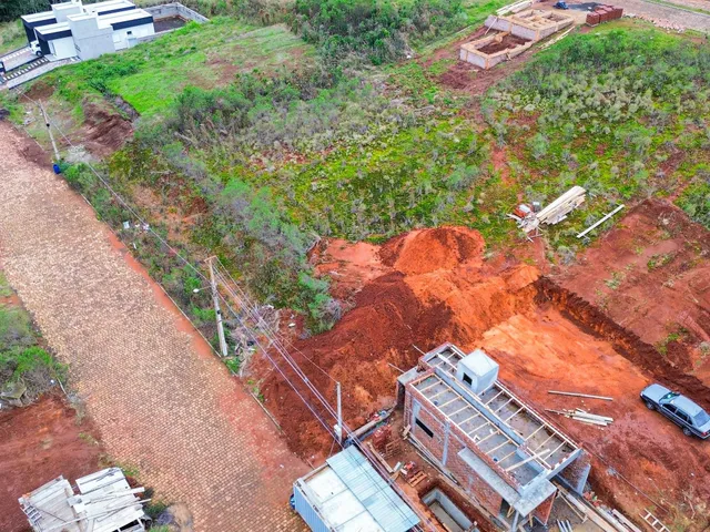 Vista aérea de um terreno em construção em Lajeado, Brasil.