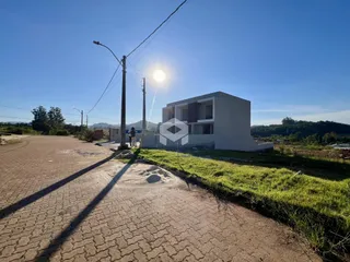 Fachada de uma residência moderna em Lajeado, Brasil.