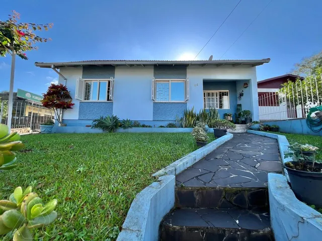 Casa com 3 dormitórios