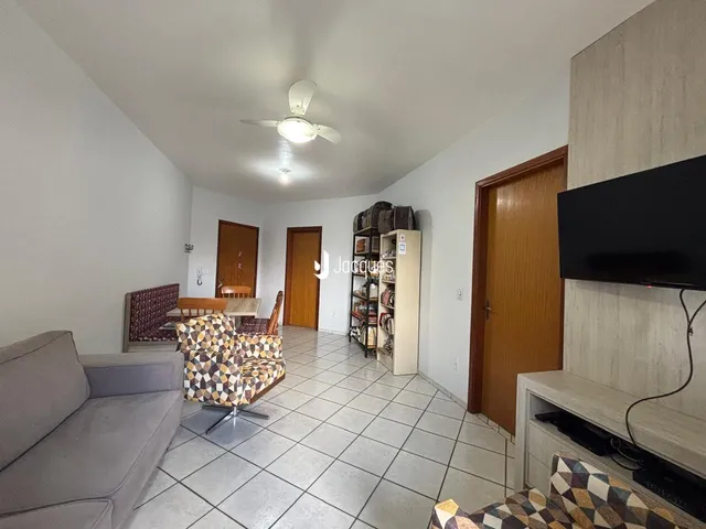 Apartamento com 2 dormitórios, foto 3