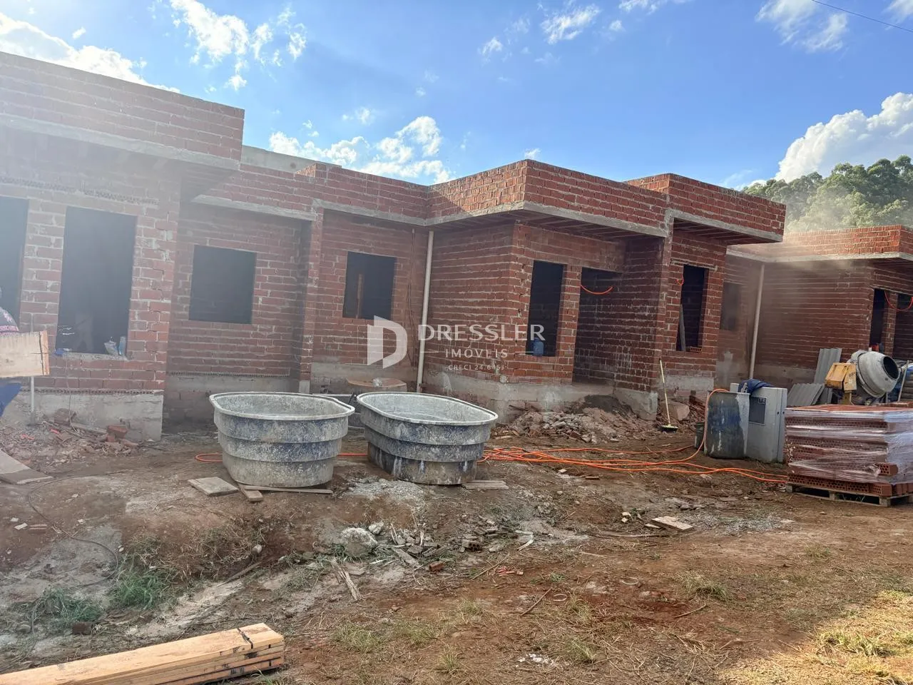 Casa geminada com 2 dormitórios, foto 1