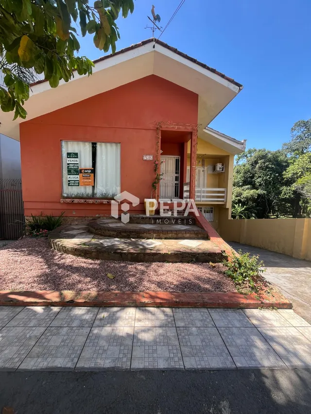 Casa com 4 dormitórios