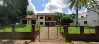 Casa com 5 dormitórios, foto 1