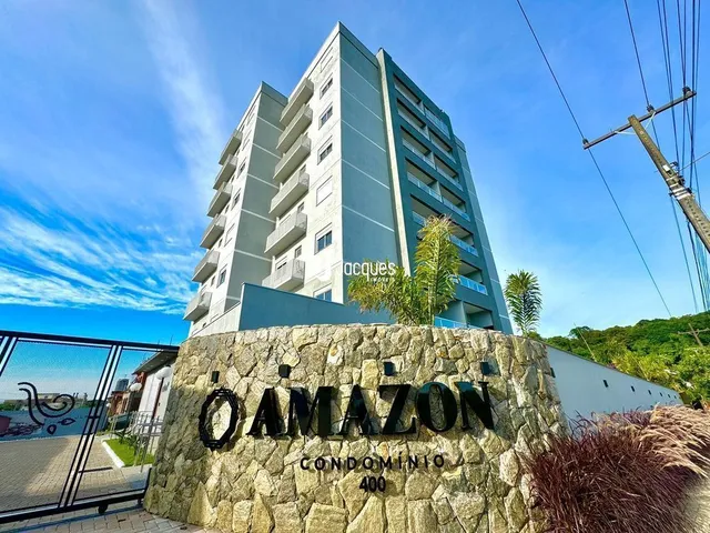 Apartamento com 2 dormitórios
