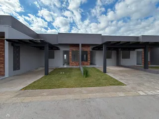 Casa geminada com 2 dormitórios, foto 1