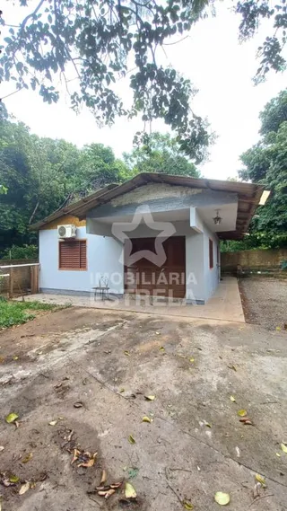 Casa com 2 dormitórios
