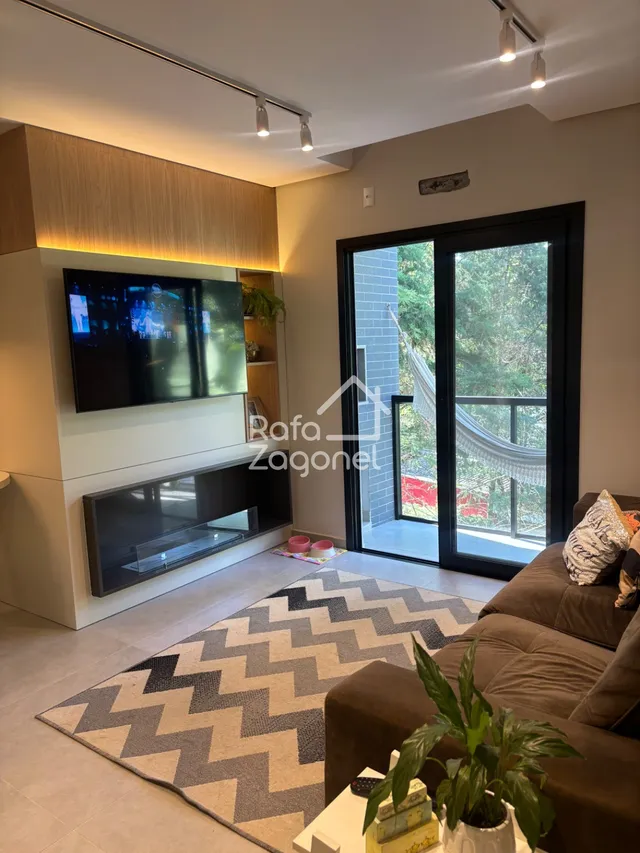 Apartamento com 3 dormitórios, foto 2