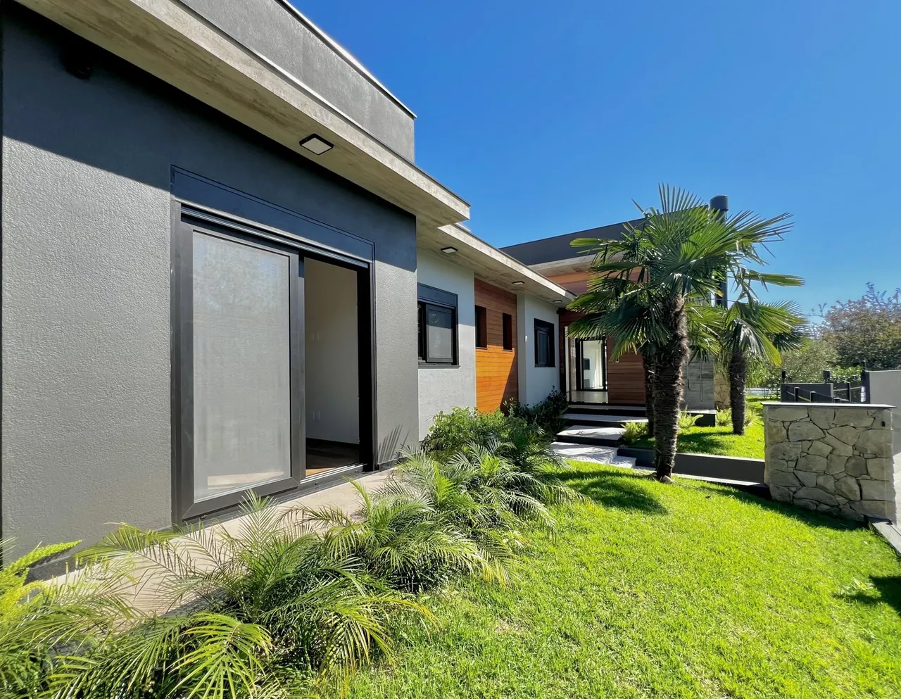 Casa com 3 dormitórios, foto 1