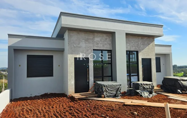 Casa geminada com 2 dormitórios
