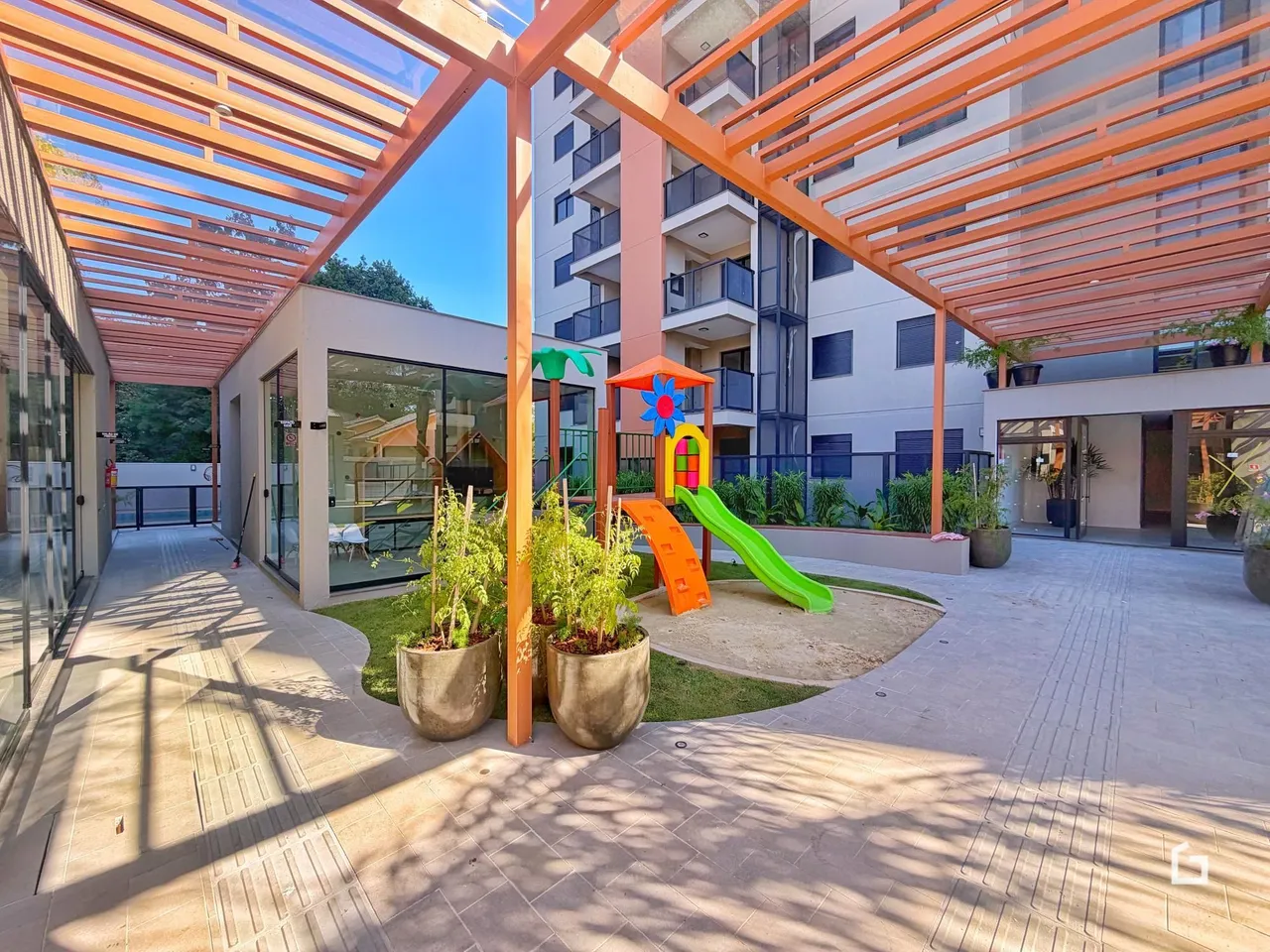 Apartamento com 3 dormitórios, foto 1