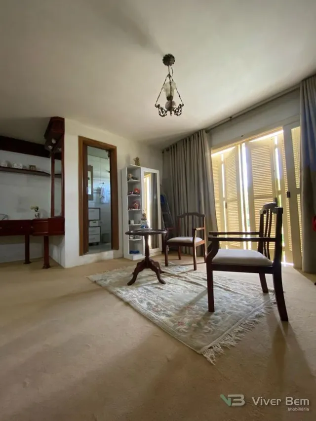 Casa com 4 dormitórios, foto 3