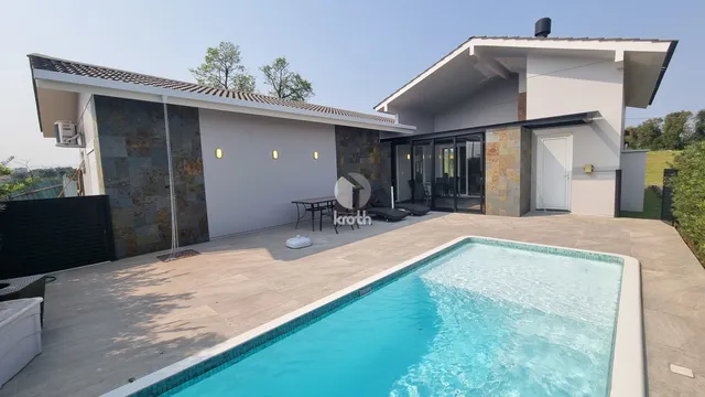 Casa com 3 dormitórios