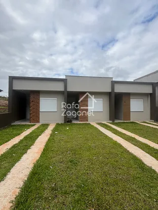 Casa geminada com 2 dormitórios, foto 1