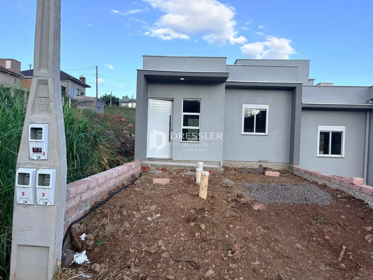 Casa geminada com 2 dormitórios, foto 1