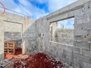 Parede de concreto de uma construção em Lajeado, Brasil.