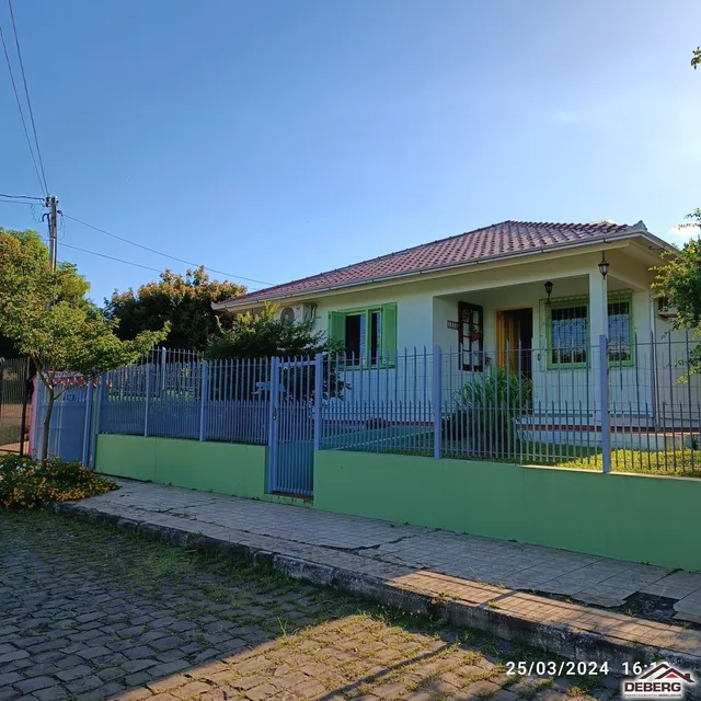 Casa com 2 dormitórios