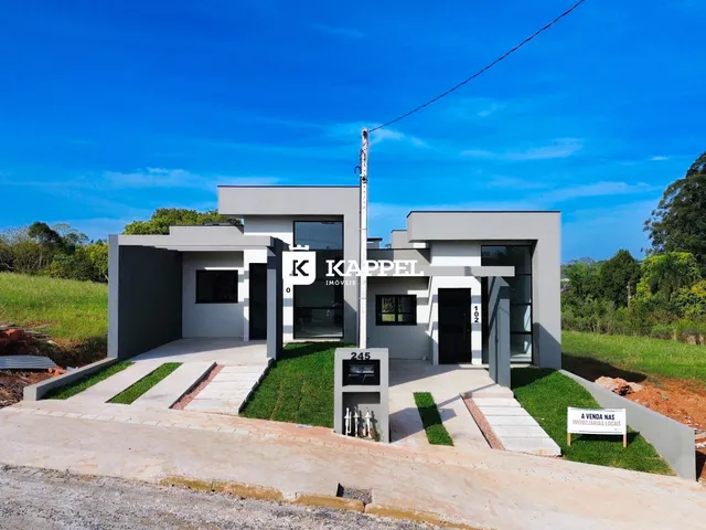 Casa geminada com 2 dormitórios