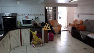Casa com 3 dormitórios, foto 2
