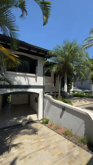 Casa com 3 dormitórios