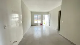 Casa geminada com 2 dormitórios, foto 3