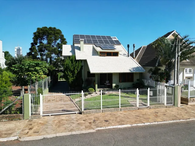 Casa com 3 dormitórios
