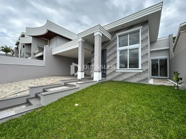 Casa com 3 dormitórios