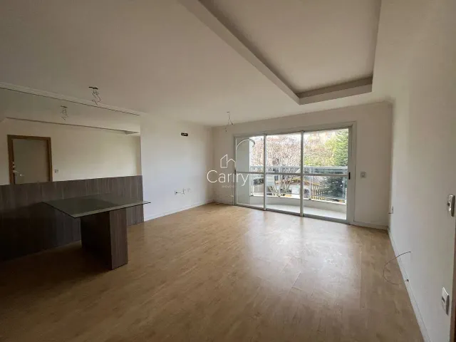 Apartamento com 2 dormitórios