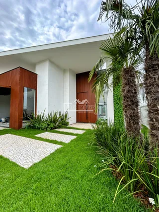 Casa com 4 dormitórios, foto 2