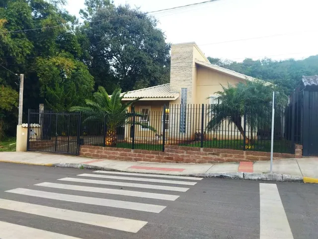 Casa com 2 dormitórios